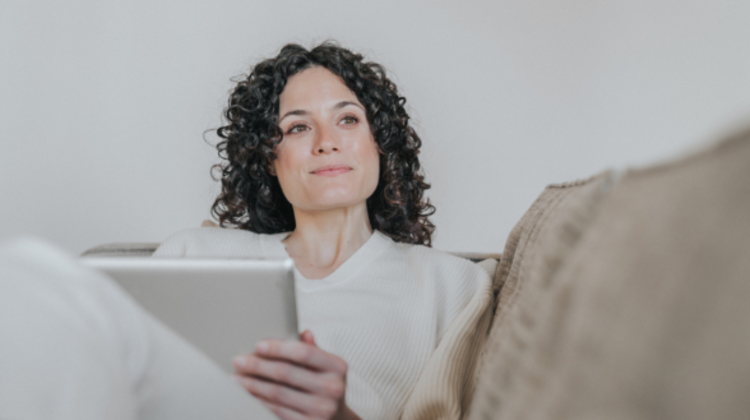women considering her fertility options