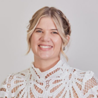 Dr Amy Forth_200x200